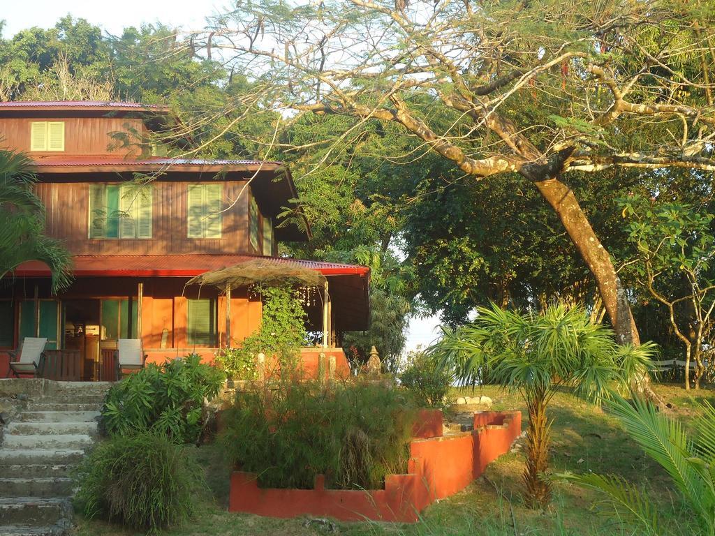 Hotel Veragua River House Sierpe Екстер'єр фото