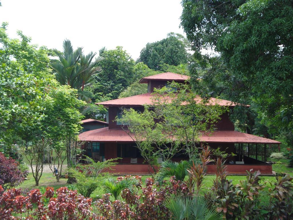 Hotel Veragua River House Sierpe Екстер'єр фото